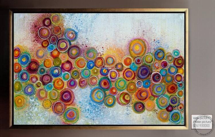 Tablouri pictate manual Tablou abstract multicolor pictat manual Pictura in cutit